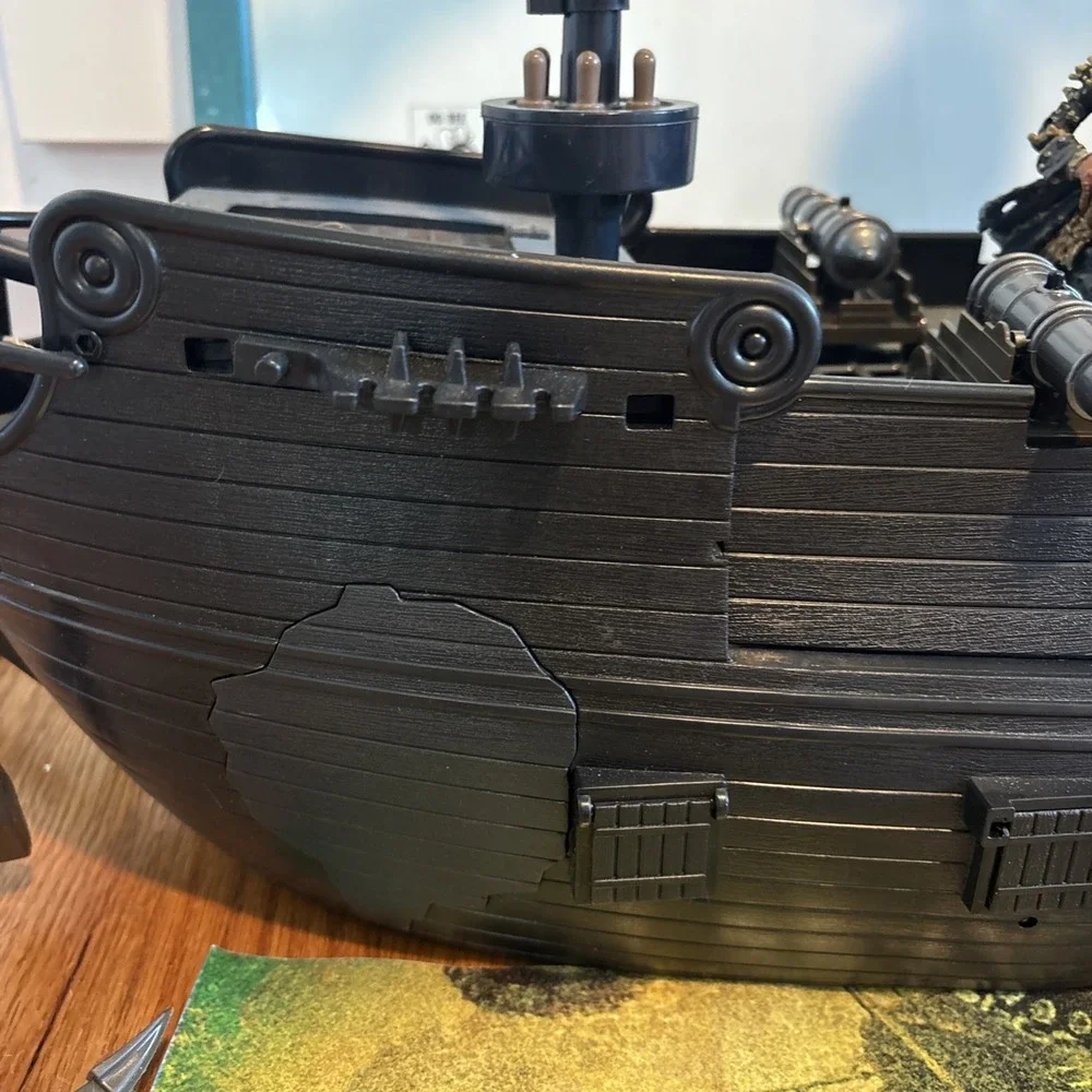 Pirates of the Caribbean‎ Ultimate Black Pearl Playset Zizzle 2006 ,Poster, Mega
